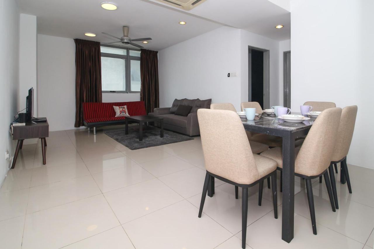 Oyo Home 770 Elite 2Br Taragon Puteri Kuala Lumpur Dış mekan fotoğraf